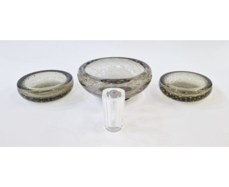 Whitefriars large smoky glass footed bowl with bullicante pattern, designed by Geoffrey Baxter, 9cm high 21.5cm diameter, tog