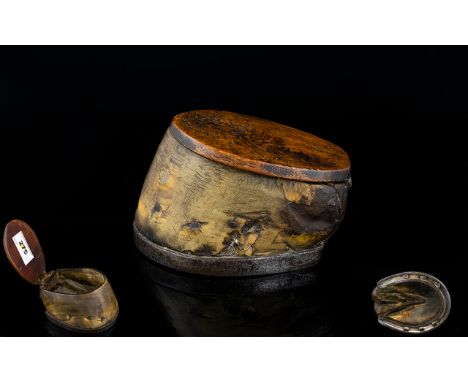 Antique Period Real Horse Hoof Wooden Top Hinged Snuff Box / Desk Tidy, Features Shoe Lid Top Opening to a Snuff Compartment,