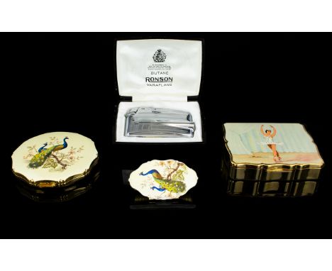 A Collection Of Vintage Accessories Four items in total to include musical compact by Stratton with illustrated ballerina to 