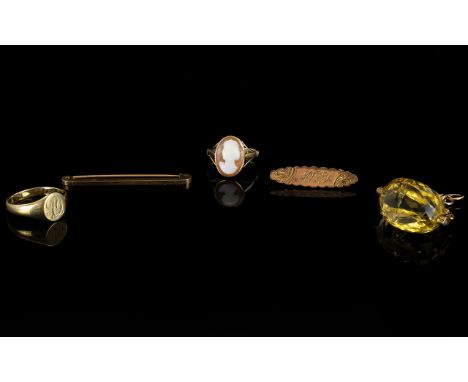 Collection of 9ct Gold Jewellery ( 5 ) Five Items In Total. All Fully Marked for 9ct Gold. Comprises 1/ 9ct Gold Cameo Ring, 