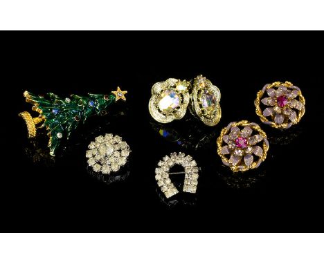 A Vintage Eisenberg Brooch And Associated Branded Costume Jewellery Five items in total to include Eisenberg Ice enamel Chris