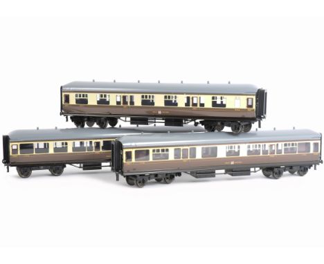An ACE Trains 0 Gauge GWR Three-Coach Set, type C12, set A, in GWR chocolate/cream, comprising Brake/3rd no 1779, 1st/3rd com