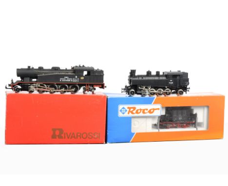H0 Gauge Steam Tank Locomotives,  a boxed group comprising  Fleischmann 4094 BR 94 1613 of the DB, Roco 43257 BR 98 30 of the