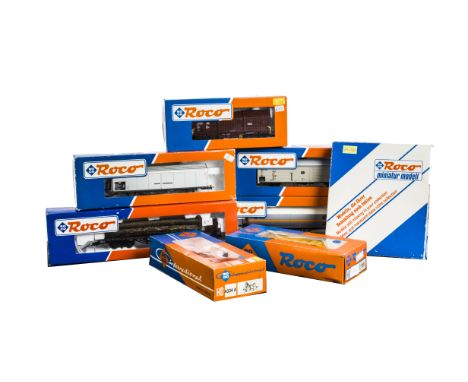 Roco H0 Gauge Goods Wagons, a collection of boxed examples including  tank wagons, flat trucks, box cars, open trucks, hopper