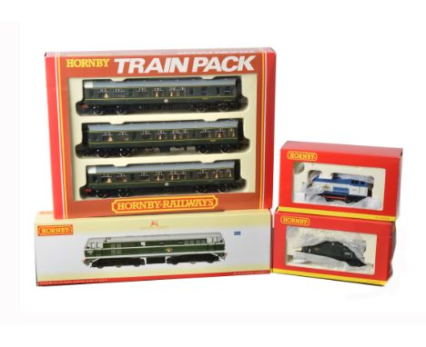 Hornby China and Margate 00 Gauge Diesel Locomotives, a boxed group including R2420 BR Class 31 A-I-A diesel electric D5512 i
