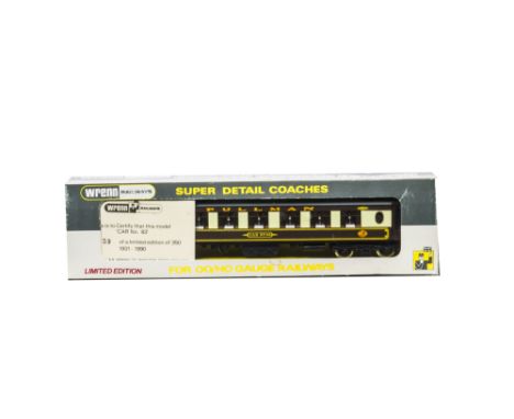 Wrenn 00 Gauge W610C Limited Edition Pullman Car No 83', Ltd Ed 59/350, with piece of track, wooden plinth with brass strip '