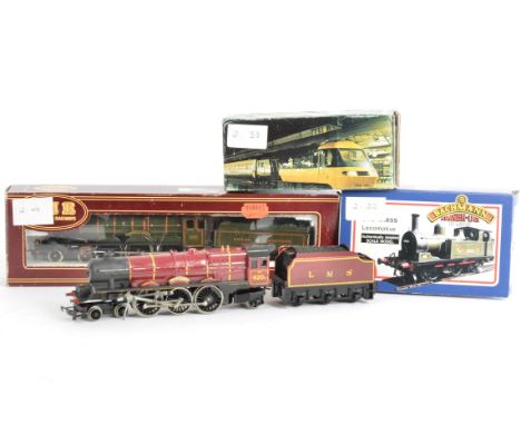 Bachmann Airfix Tri-ang and Hornby 00 Gauge SR Locomotives, Bachmann 31050 LNER green J72 0-6-0T No 8680, Airfix GMR GWR gree