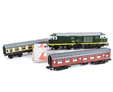 Lima and Triang 0 Gauge Class 33 and 35 Diesel Locomotives and Bachmann BR Mk 1 Coaches, the Lima 2-rail locomotive in origin