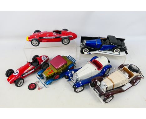 Franklin Mint - Burago - Polistil - Hubley Toys - 6 unboxed diecast vehicles in mostly 1/18 scale to include 1933 Duesenberg 