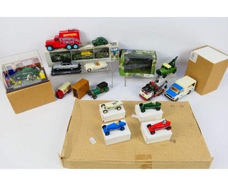 Corgi - Lledo - Toy World collectables - Gate - Six unboxed diecast vehicles to include a Bentley 1927, a ford Transit Milk v