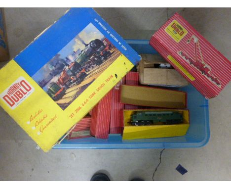Model Railway - Good collection of Hornby Dublo to including boxed Set 2006 0-6-0 Tank Goods Train, boxed 4620 Breakdown Cran