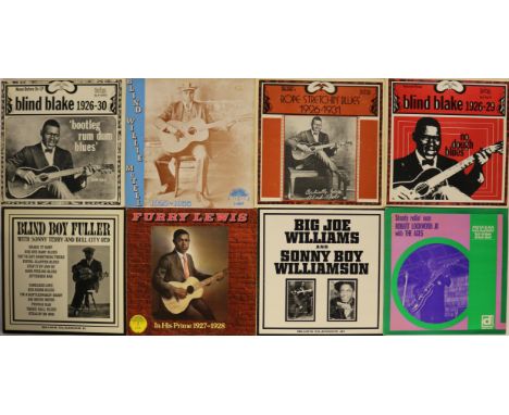 BLUES/R&B LPs - A smart collection of 34 x LPs taking us from raw Mississippi Delta Blues to shakin' R&B! Artists/titles incl