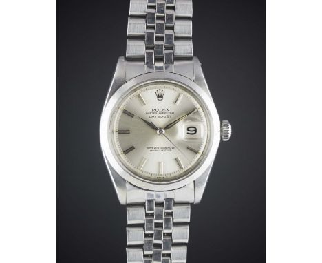 A GENTLEMAN'S STAINLESS STEEL ROLEX OYSTER PERPETUAL DATEJUST BRACELET WATCHCIRCA 1965, REF. 1603 WITH "DAGGER" HANDSMovement