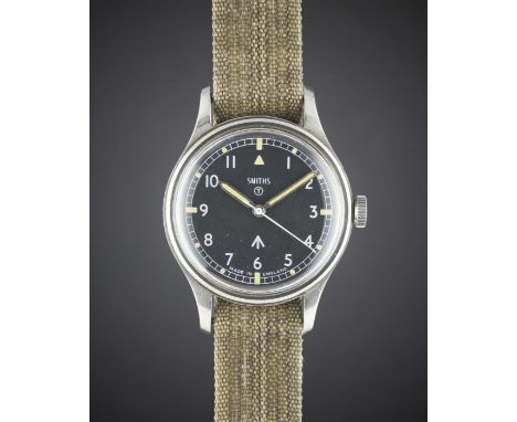 A GENTLEMAN'S STAINLESS STEEL BRITISH MILITARY SMITHS WRIST WATCH DATED 1968Movement: 17J, manual wind, signed Made in Englan