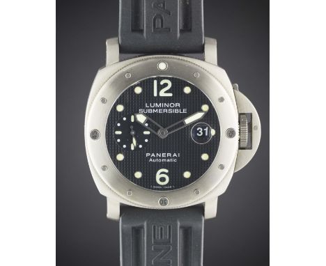 A GENTLEMAN'S TITANIUM PANERAI LUMINOR SUBMERSIBLE WRIST WATCH CIRCA 2000, REF. PAM25 C SERIES LIMITED TO 2000 PIECES, WITH P