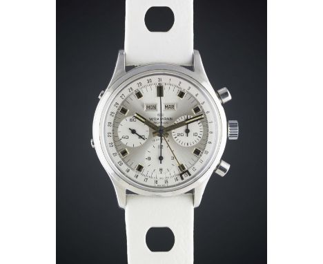 A RARE GENTLEMAN'S LARGE SIZE STAINLESS STEEL WAKMANN TRIPLE CALENDAR CHRONOGRAPH WRIST WATCH CIRCA 1970, WITH "ALBINO" DIALM