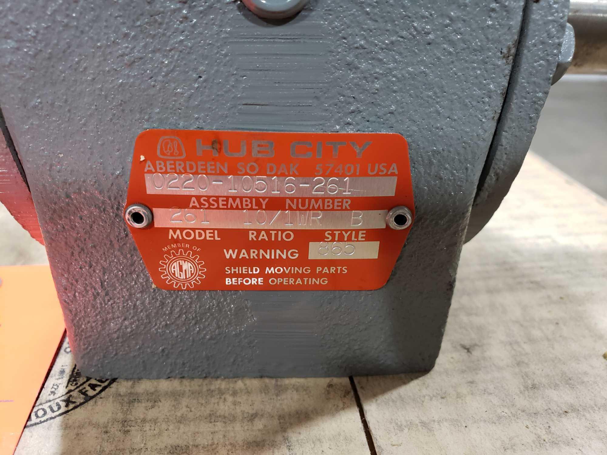 Hub City model 261 gear box, ratio 10/1WR, Style B, New in box. This