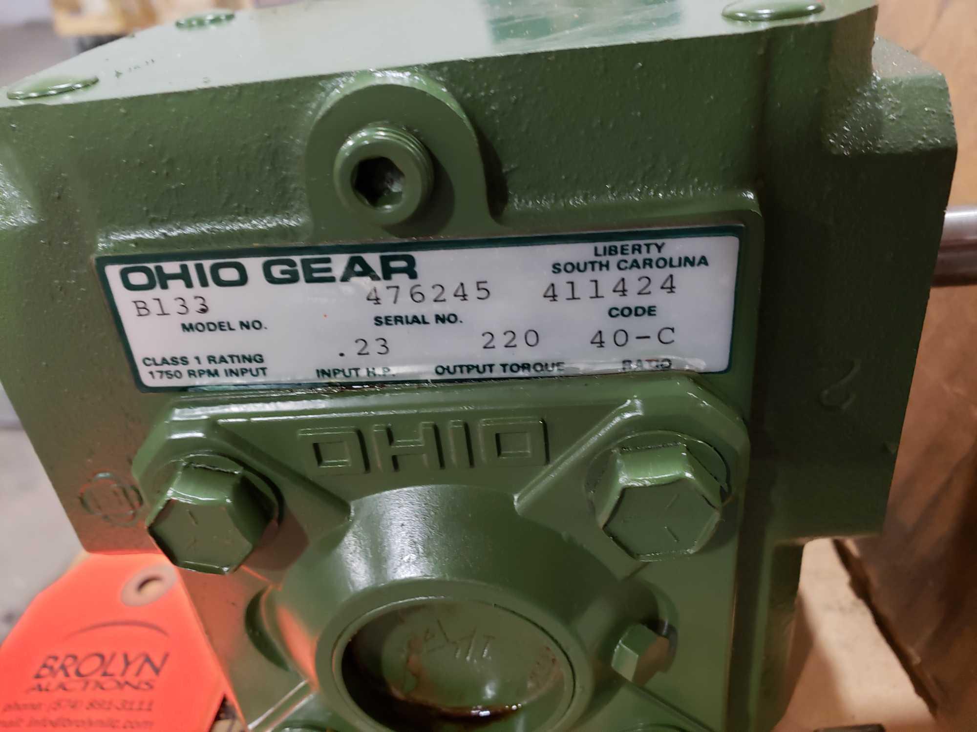 Ohio Gear model B133 gearbox. 60.1 B ratio. New in box. This item can