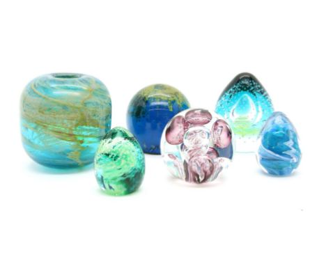 A collection of paperweights, to include Old English, Caithness,  Selkirk,  Mdina, together with other similar examples (Qty)