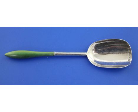 A George III silver caddy spoon with green stained ivory handle, Cocks & Bettridge, Birmingham, 1804, 5in.