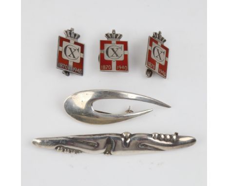 A group of Vintage Danish silver jewellery, including Georg Jensen red enamel Kingmark badges, Ulrich brooch etc, largest bro
