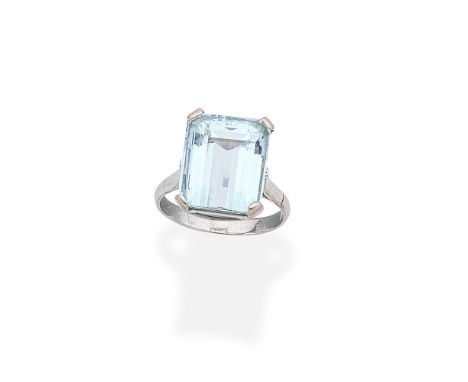 AQUAMARINE RINGSet with a step-cut aquamarine, ring size approx. MFor further information on this lot please visit Bonhams.co