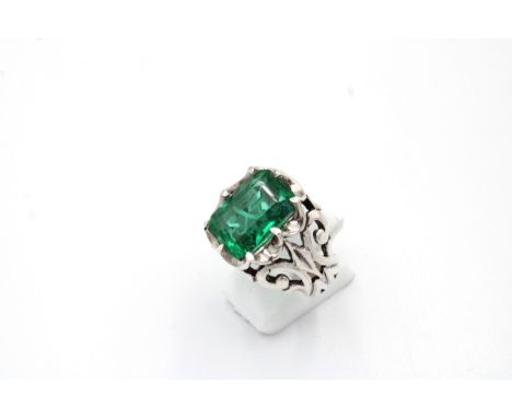 An Islamic Silver and Emerald Coloured Ring with the Prophet Muhammed (pbuh) Calligraphy Engraved  Size: Q 1/2 