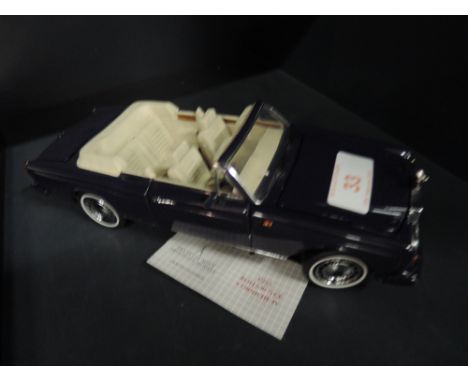 A Franklin Mint scale model, 1993 Rolls Royce Corniche IV