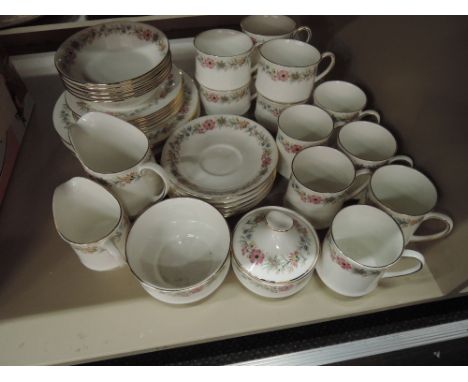 A Paragon Belinda tea service
