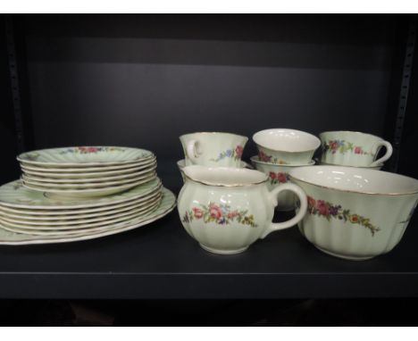 A Wade tea service, floral patter