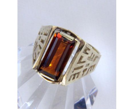 DAMENRING585/000 Gelbgold mit Madeiracitrin. Ringgr. 57, Brutto ca. 8g   A LADIES RING 585/000 yellow gold with Madeira citri