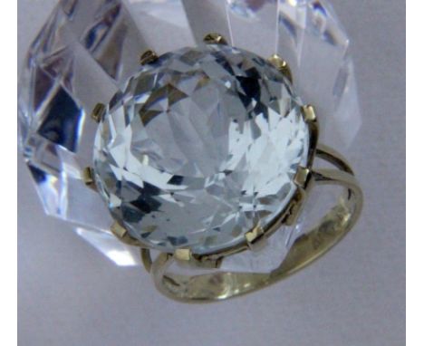 DAMENRING585/000 Gelbgold mit grossem Aquamarin. D. ca. 12mm. Ringgr. 55, Brutto ca. 5,9g   A LADIES RING 585/000 yellow gold
