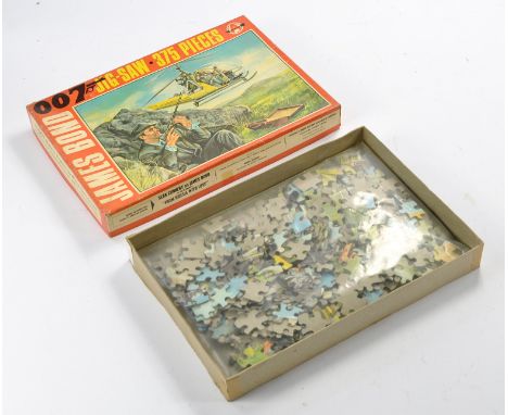 Arrow Games James Bond 007 - From Russia with Love Jigsaw Puzzle. Looks to be complete with very good box. 