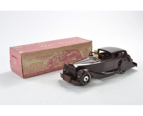 Marx (UK) Larger Scale Hard Plastic No. 670 Easy Run Rolls Limousine with metal wheels. Generally very good with minor signs 