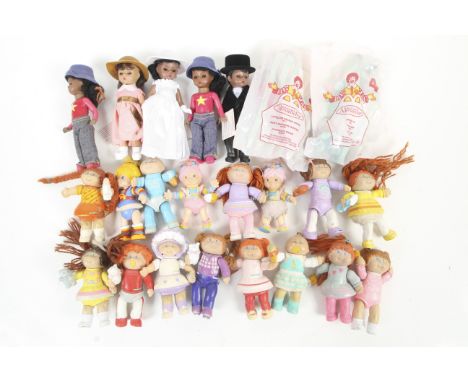 A collection of late 20th/erly 21st century dolls. Featuring Cabbage Patch Kids etc, unboxed. 