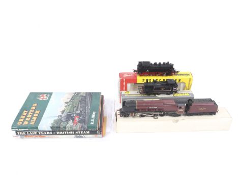 OO Gauge a collection of three steam locomotives. Comprising two Wrenn railways one BR 4-6-2 City of London locomotive and te