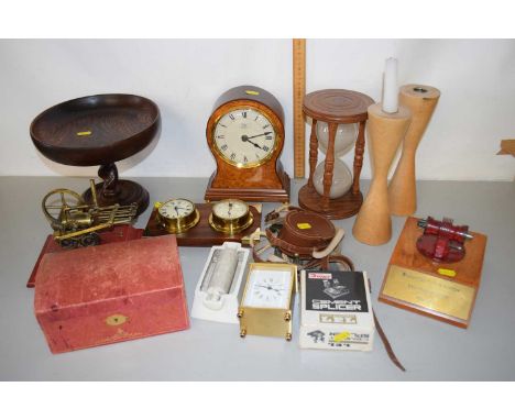 Mixed Lot: Modern mantel clock, pedestal fruit bowl, sand timer, a model of the first steam locomotive and other assorted ite