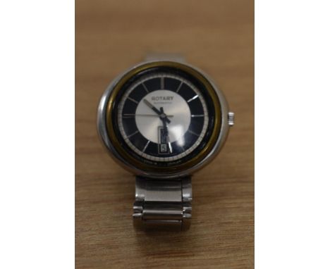 A gentleman's Rotary automatic wristwatch with stainless steel strap