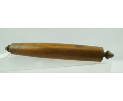 A MID 19TH CENTURY YEW WOOD ROLLING PIN, with decoratively turned ends, 34.5cm 