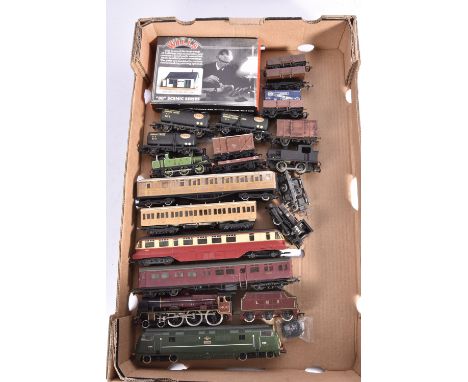 Mainline Lima Dapol Airfix Tri-ang Hornby 00 Gauge Locomotives and Rolling Stock, Mainline, LMS maroon 6100 'Royal Scot' Loco