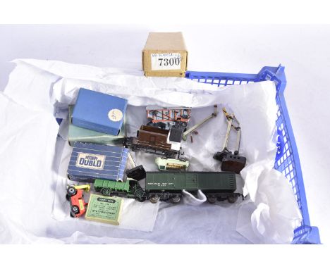 Hornby-Dublo 00 Gauge Spares and Accessories, plastic Really Useful Box with four trays of Dublo mainly 3-Rail spares includi