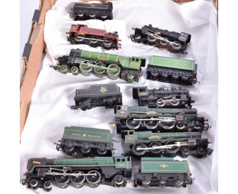 Hornby 00 Gauge Steam Locomotives, LNER green 4472 'Flying Scotsman', BR black Ivatt 2-6-0 46400, BR green 70000 'Britannia',