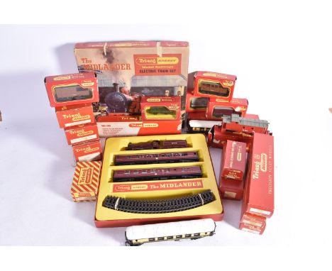 Tri-ang Railways and Tri-ang-Hornby 00 Gauge Train Set Rolling Stock and Accessories, Tri-ang R223 Pullman Cars Mary (3), blo