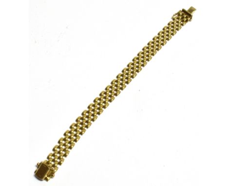 A MARKED 9KT ITALY GATE BRACELET With secure push clasp, 17cm long, 1cm wide at widest point, weight 14grams