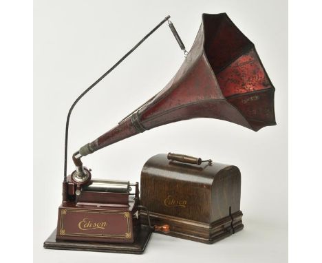 *Edison Red Gem Phonograph. Housed in an oak plywood case with a serial number of 315614D, circa 1908,  in fine condition, wi