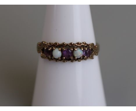 Gold amethyst &amp; opal set ring - Size N 