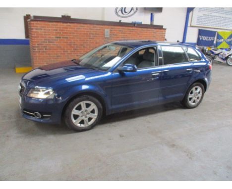 Make &amp; Model: Audi A3 SEDate of Reg: YG60HMYColour: Bluecc: 1598MoT: 01-06-2022Fuel Type: DIESELMileage: 118kTransmission