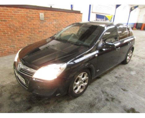 Make &amp; Model: Vauxhall Astra Club EcoflexDate of Reg: FE59 ZFWColour: Blackcc: 1686MoT: 08-11-2021Fuel Type: DIESELMileag