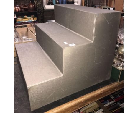 GREY WOODEN 3 STEP DISPLAY STAND