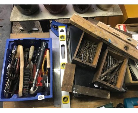 LARGE QTY OF MISC HAND TOOLS INCL; SAWS, SPIRIT LEVELS, SAND PAPER, DRILL BITS, FILES &amp; A SOCKET SET